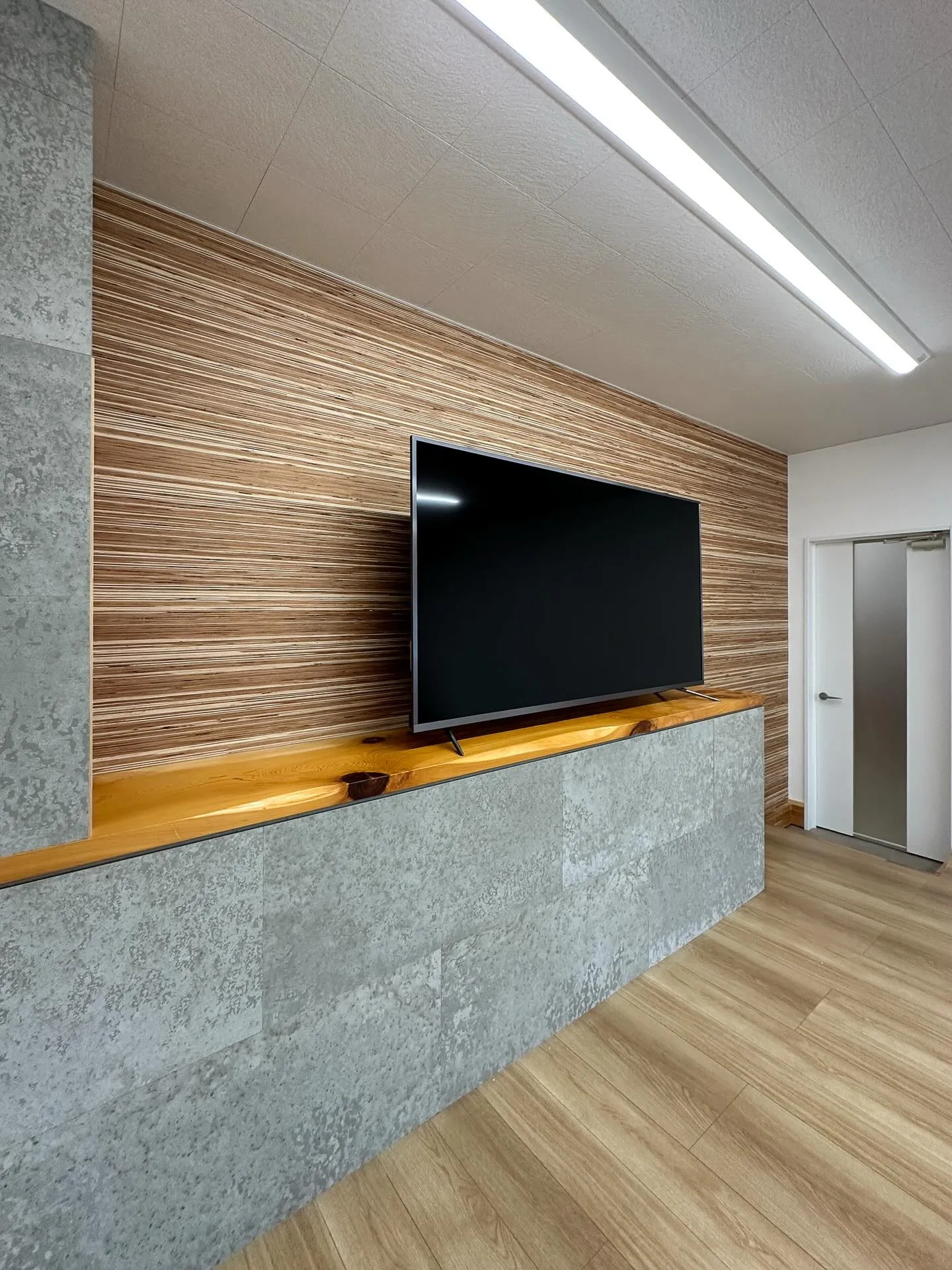 当社の応接室をリノベーションしました。