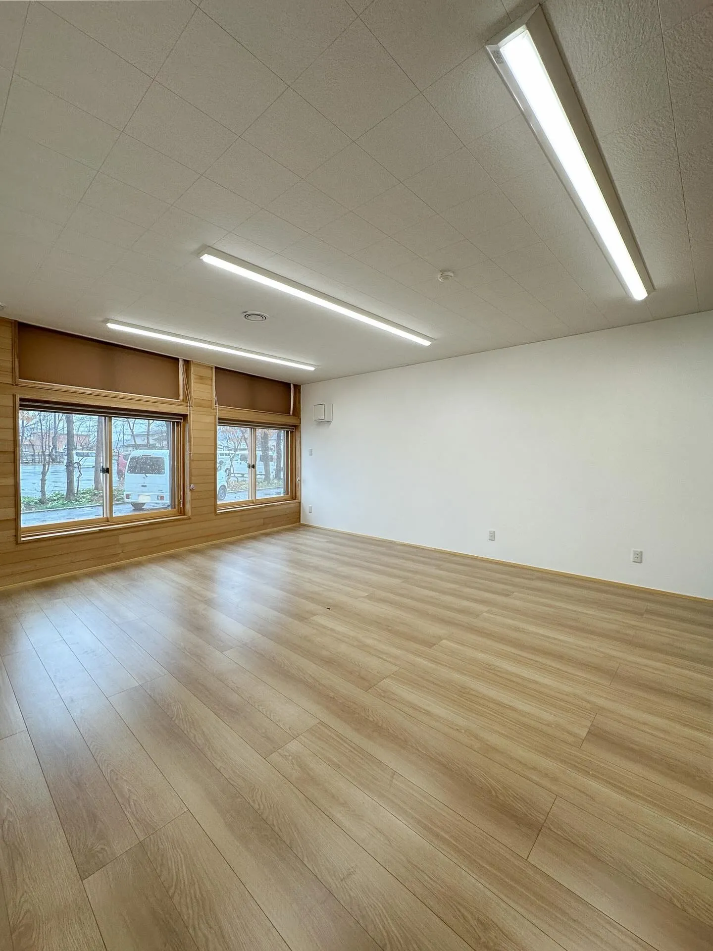 当社の応接室をリノベーションしました。